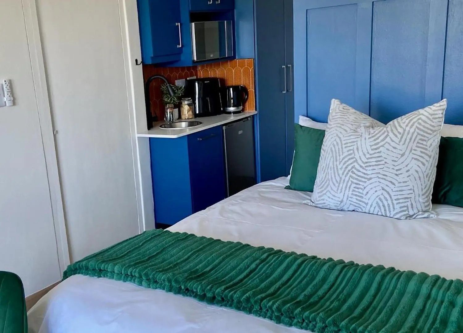 Mountain Bay, 403 & 404, Strand